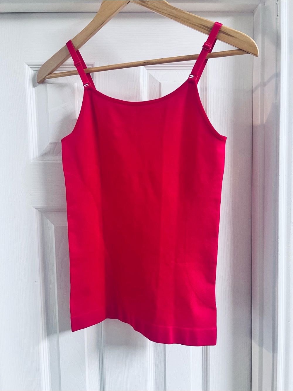 Shapermint Bright Pink Adjustable-Strap Cami sz Large